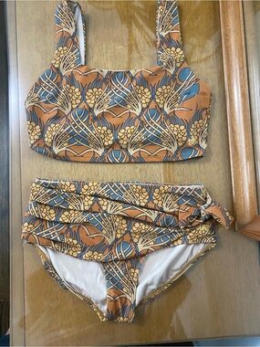 Albion Fit Golden Hour Swim set